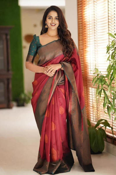 Kasaragod Geometric Multi-Shuttle Cotton Saree
